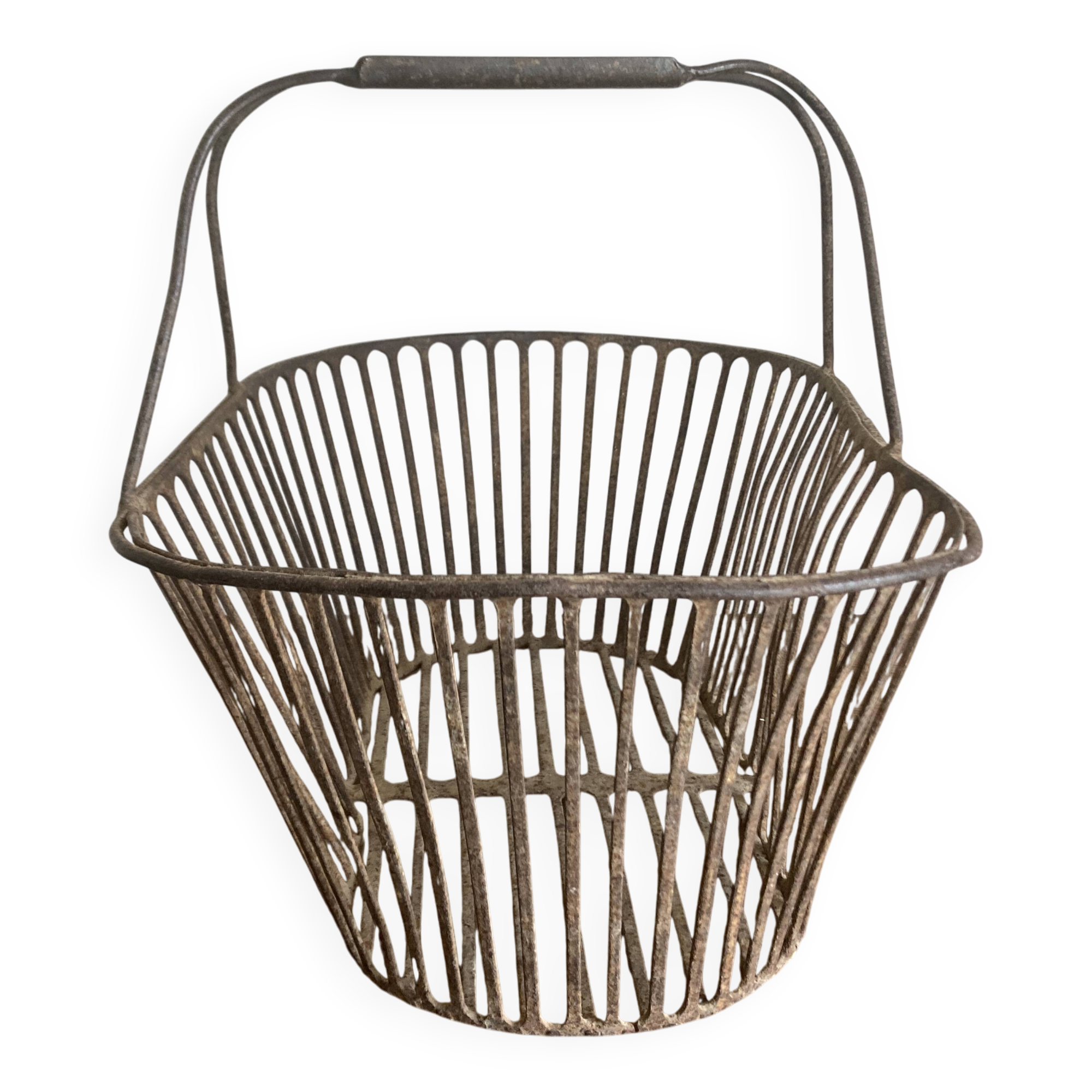 Country wrought iron harvest basket 1930