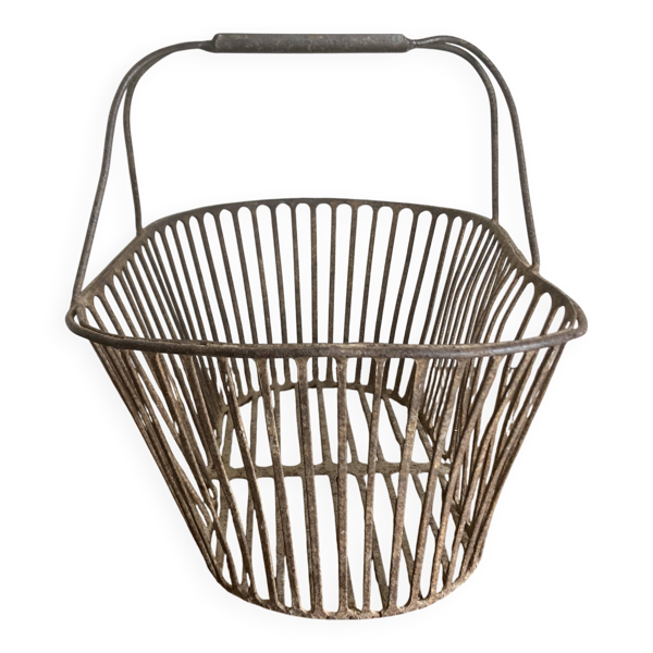 Panier de récolte en fer battu de campagne 1930 — Beyit