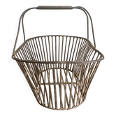Panier de récolte en fer battu de campagne 1930