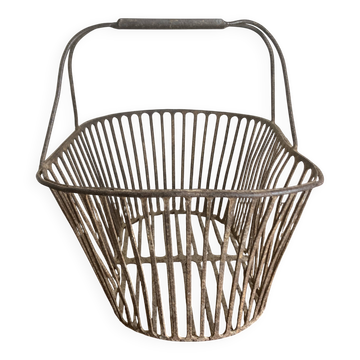 Country wrought iron harvest basket 1930