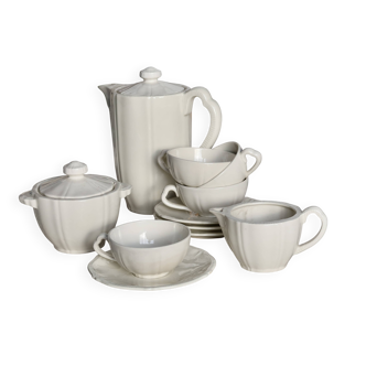 Vintage ivory earthenware tea set for 4 with scalloped rim