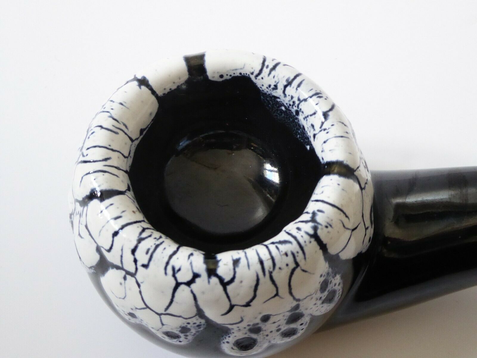 Vintage pipe-shaped ashtray, Vallauris