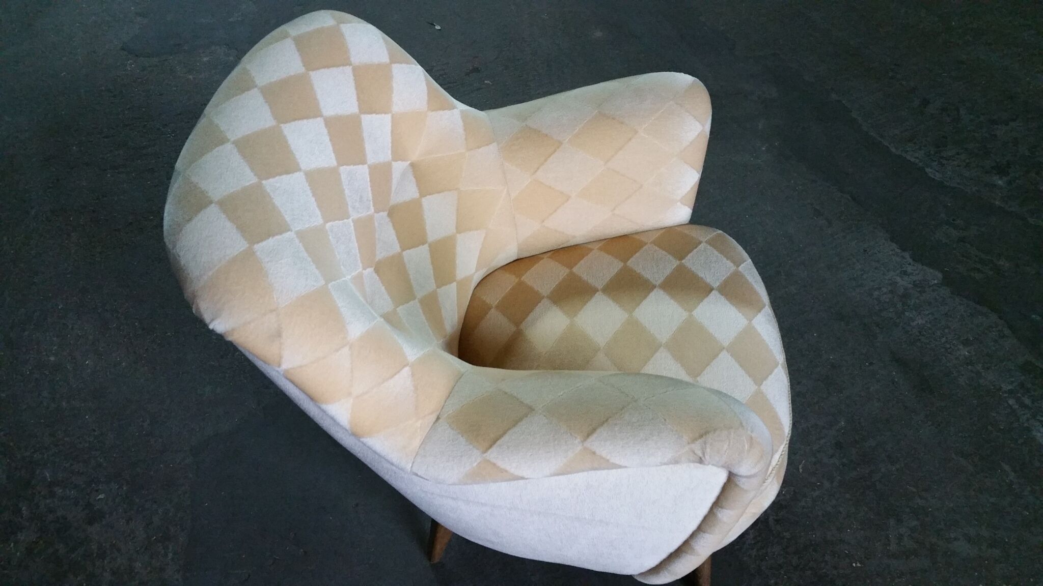 Restored organic year 50-60 club Chair