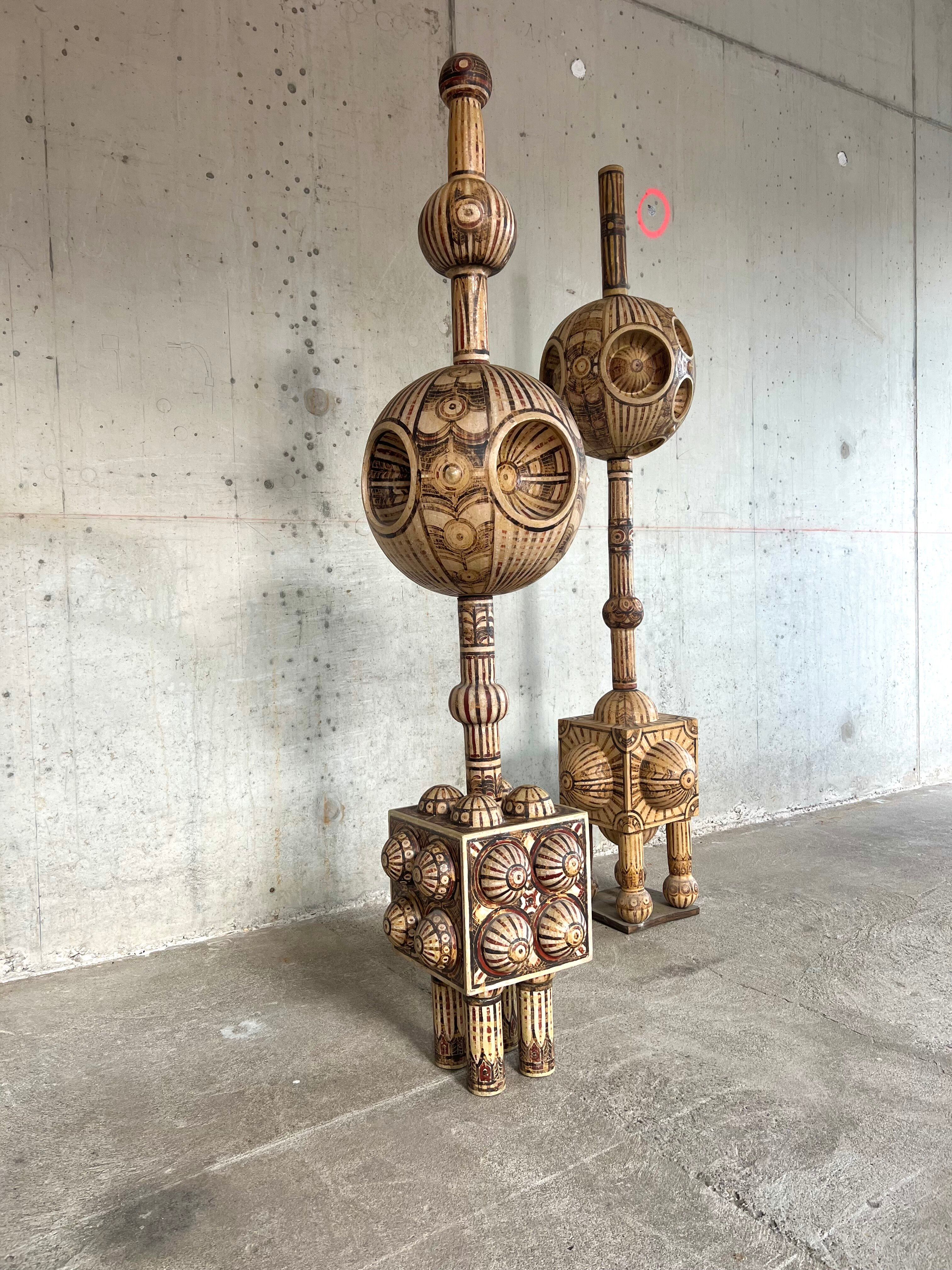 “King and Queen” 1974 , ceramics (230cm and 215cm) by Dries Engelen