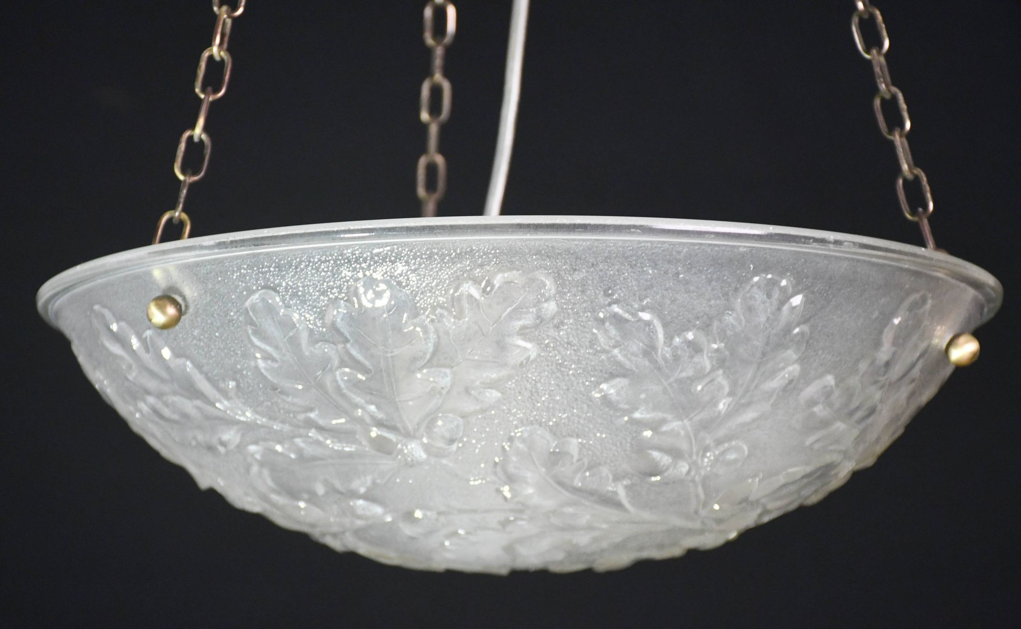 French Art Deco glass bowl pendant chandelier with floral pattern, 1950