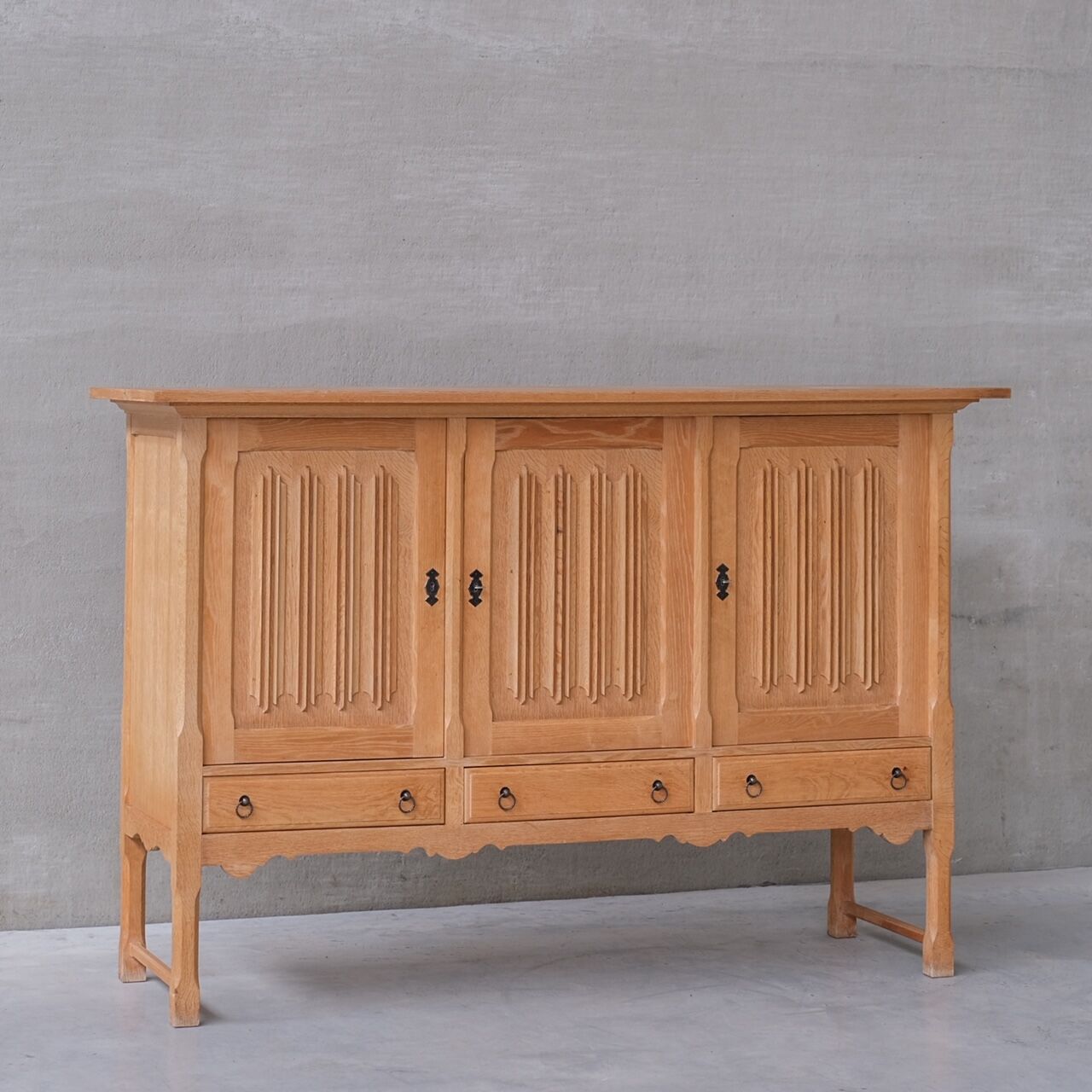 Sideboard