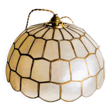 Belle suspension en nacre et laiton de style Tiffany. D:35 cm H25 cm- Fil