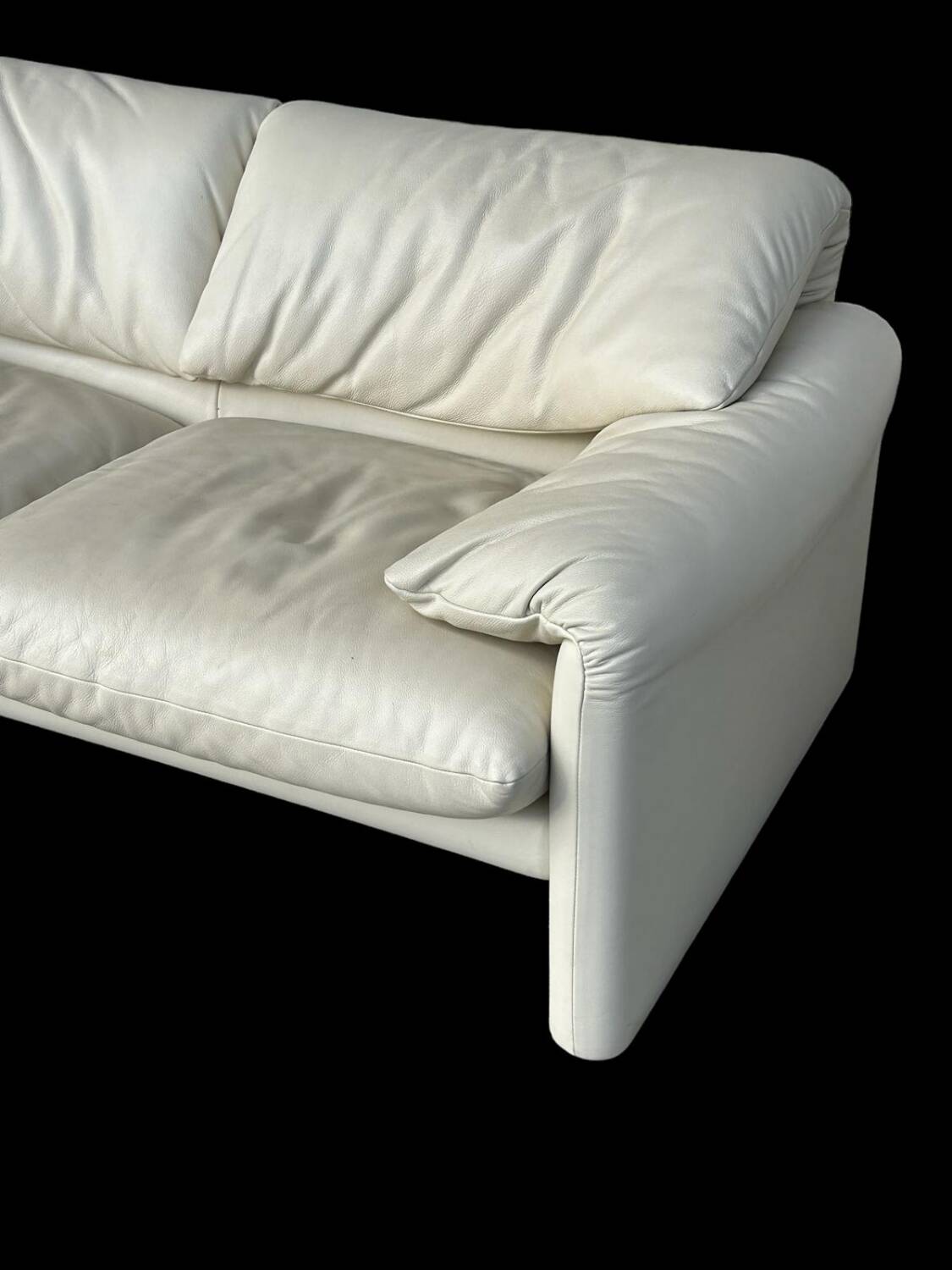 Maralunga White Leather Sofa By Vico Magistretti For Cassina, 1970s No. 2