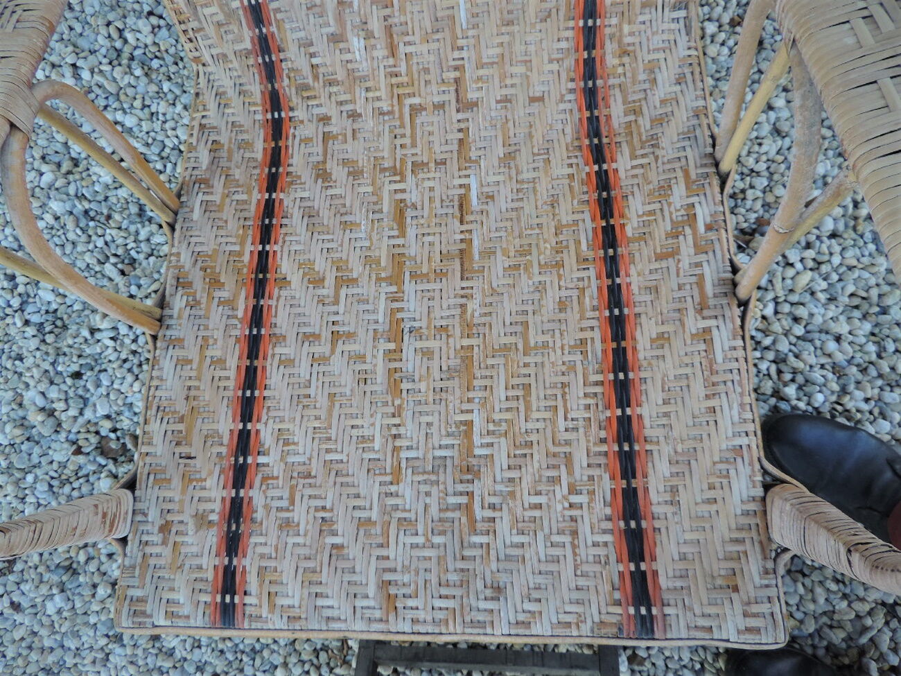rattan chaise longue with its foot rest 1930