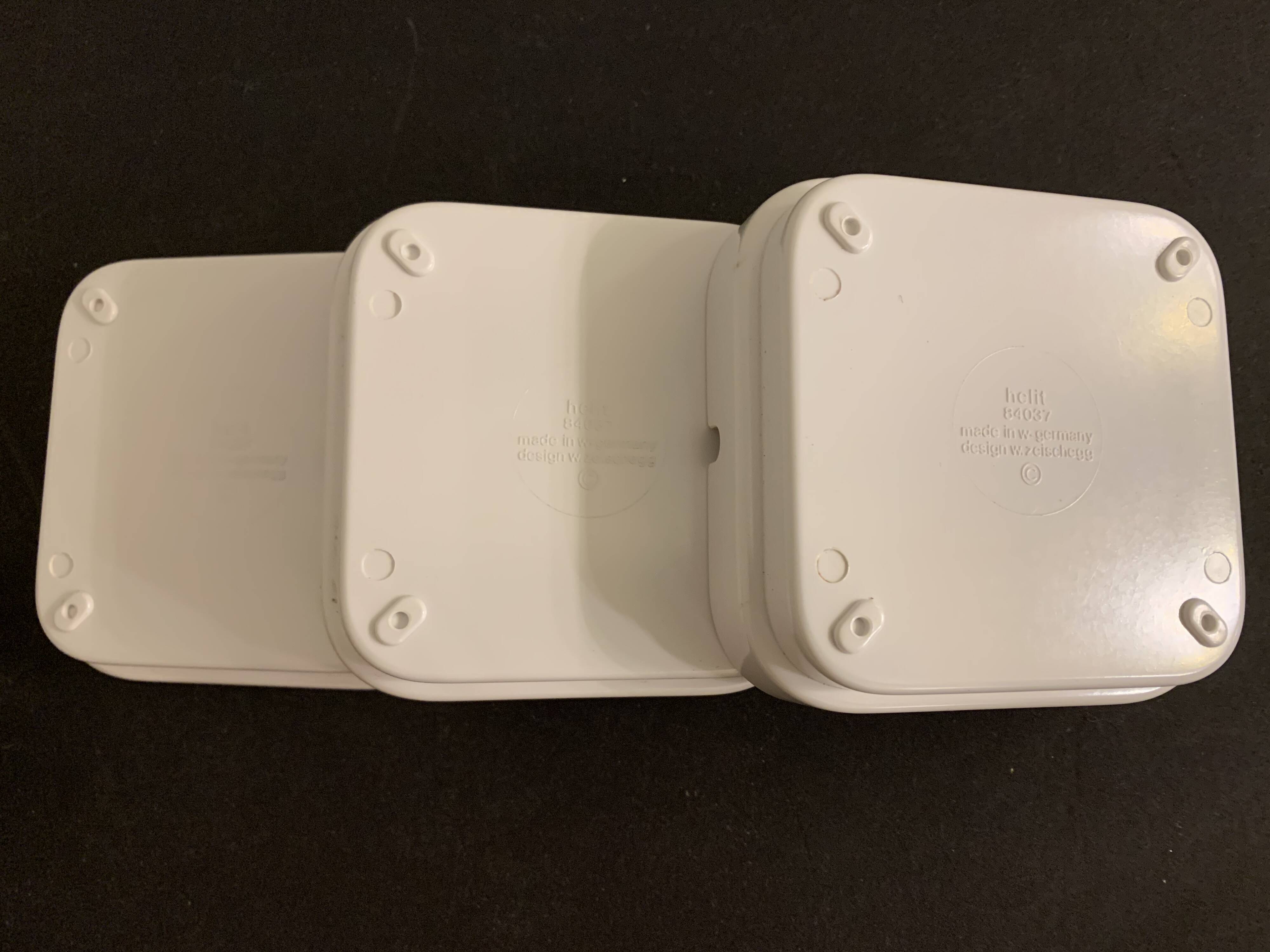 Walter Zeischegg's set of 3 white ashtrays for Helit 1970