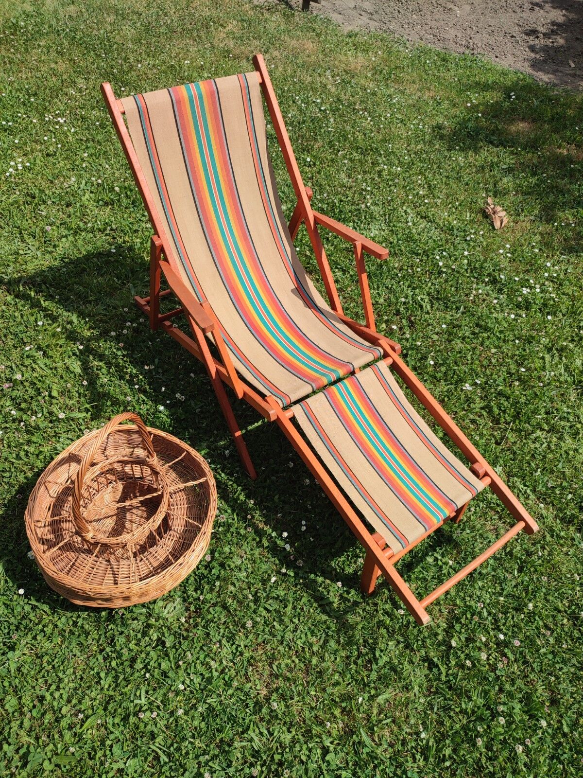 Chilean vintage sunbed