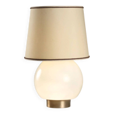 Lampe de table en verre blanc années 1970-80