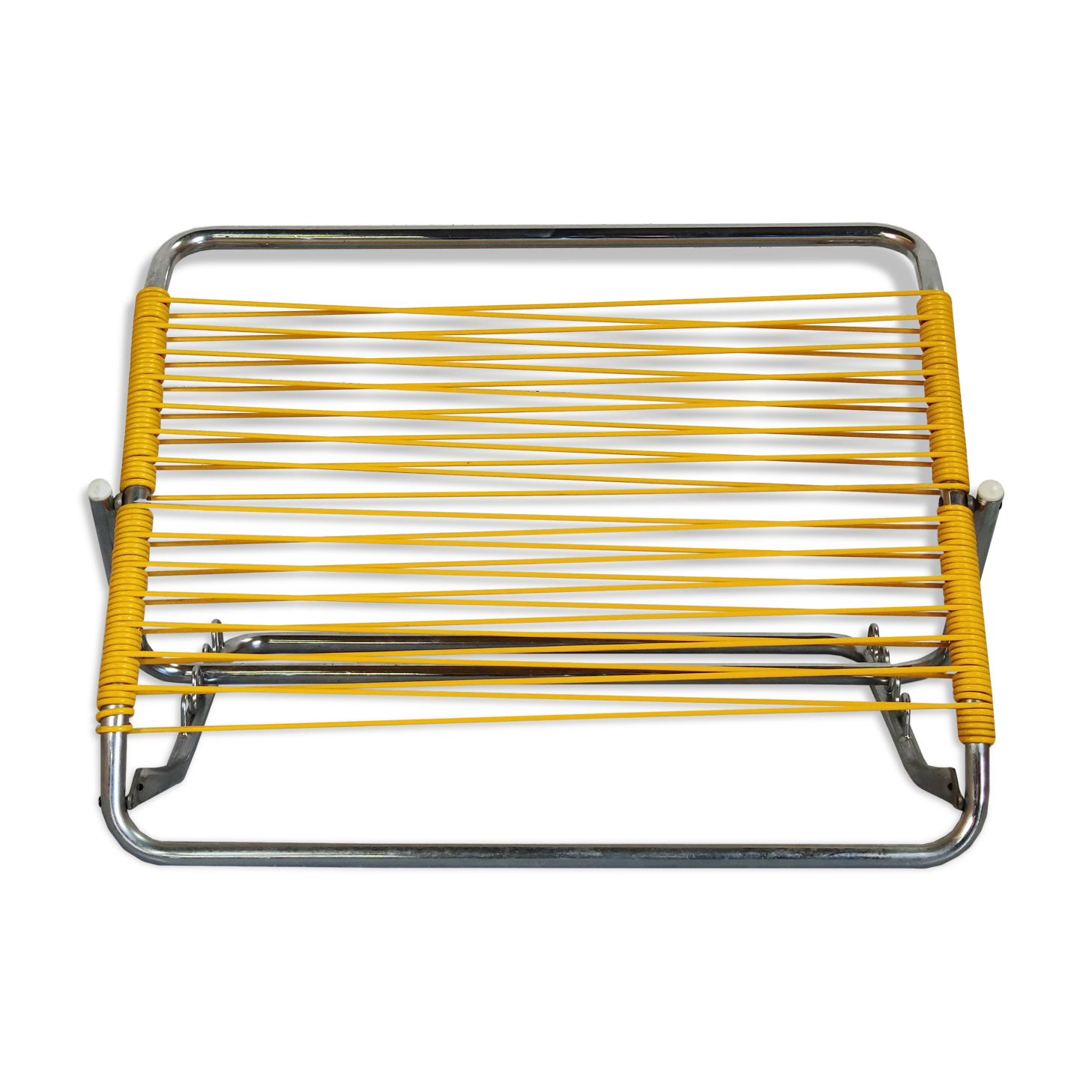 Yellow scoubidou head rest and vintage chrome metal