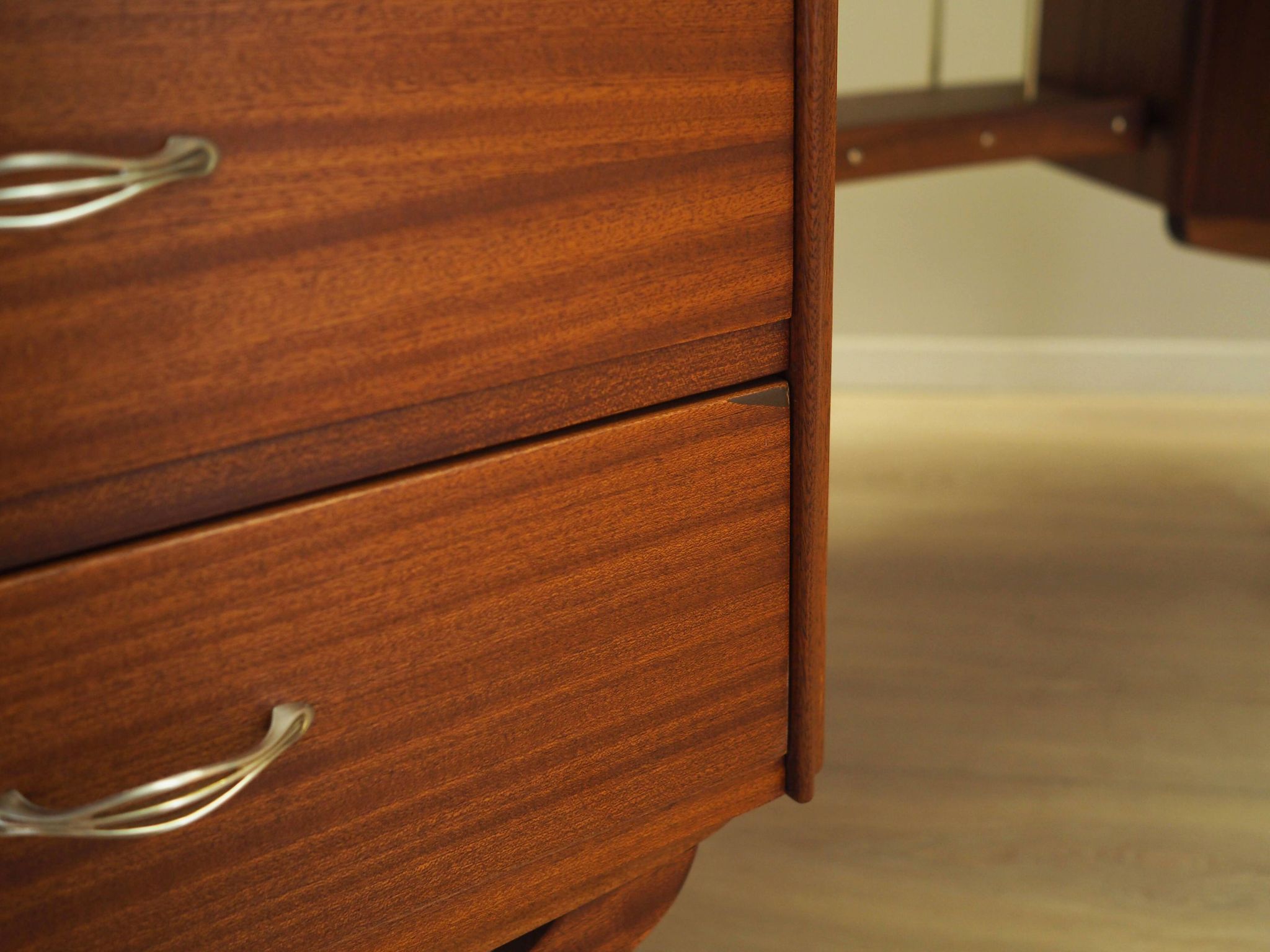 Mahogany desk, Norwegian design, 1960s, production: Sola Møbler