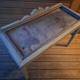 Retro swivel table