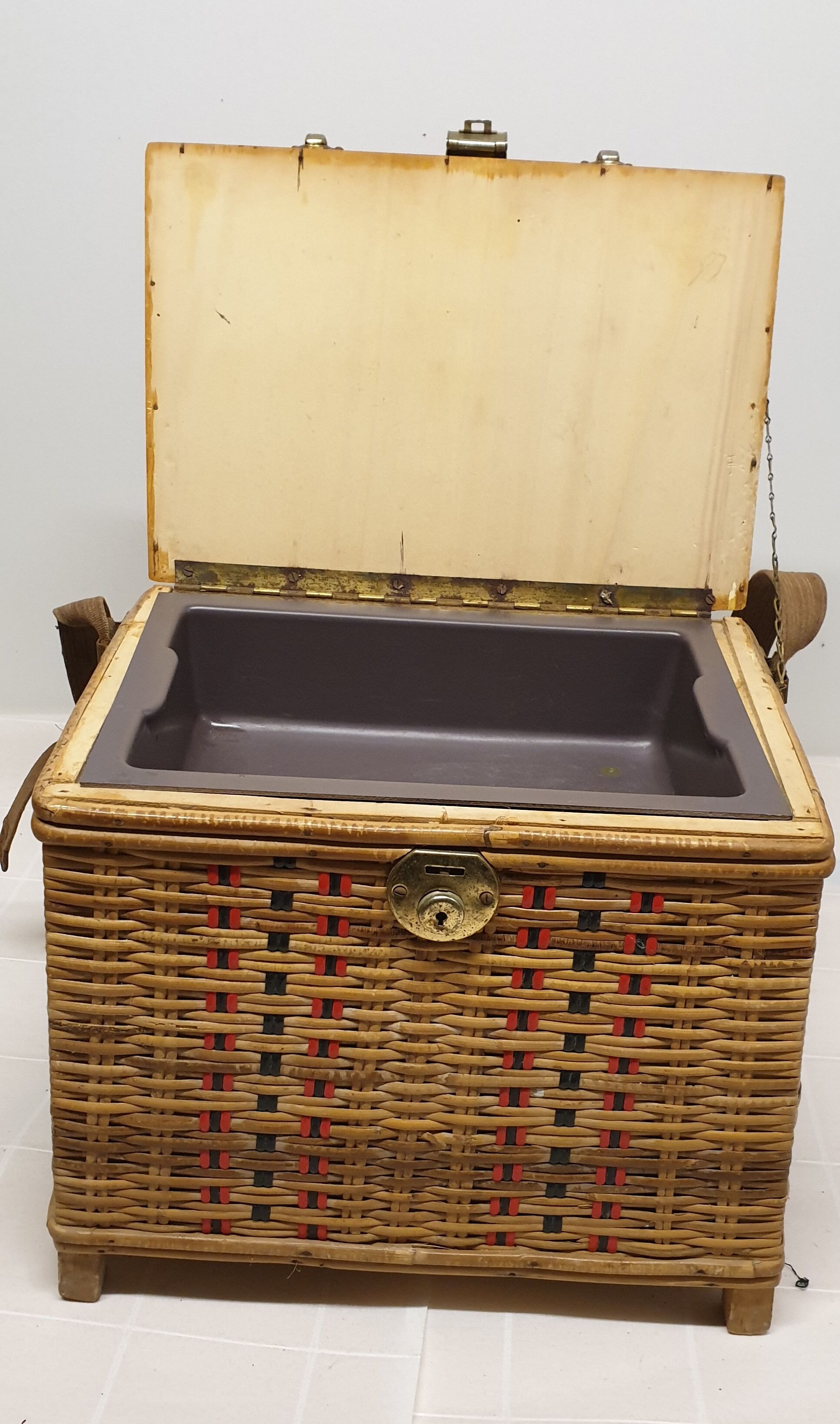 Wicker fishing stool, fisherman's seat chest