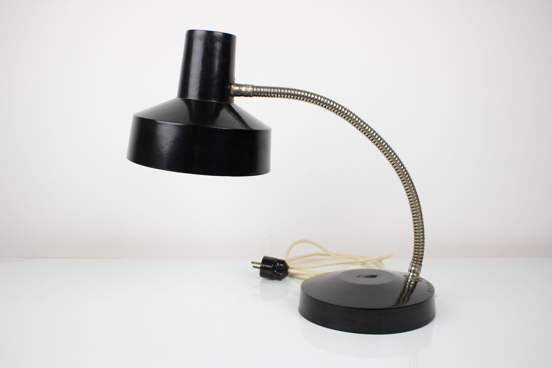 Vintage bakelite table lamp, 1950's