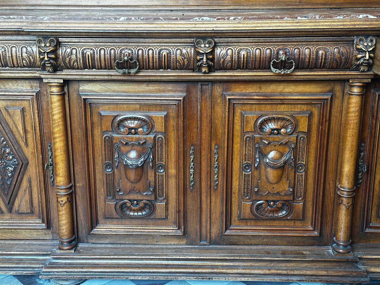 Two-part Renaissance-style buffet - Solid oak & marble, late 19th century