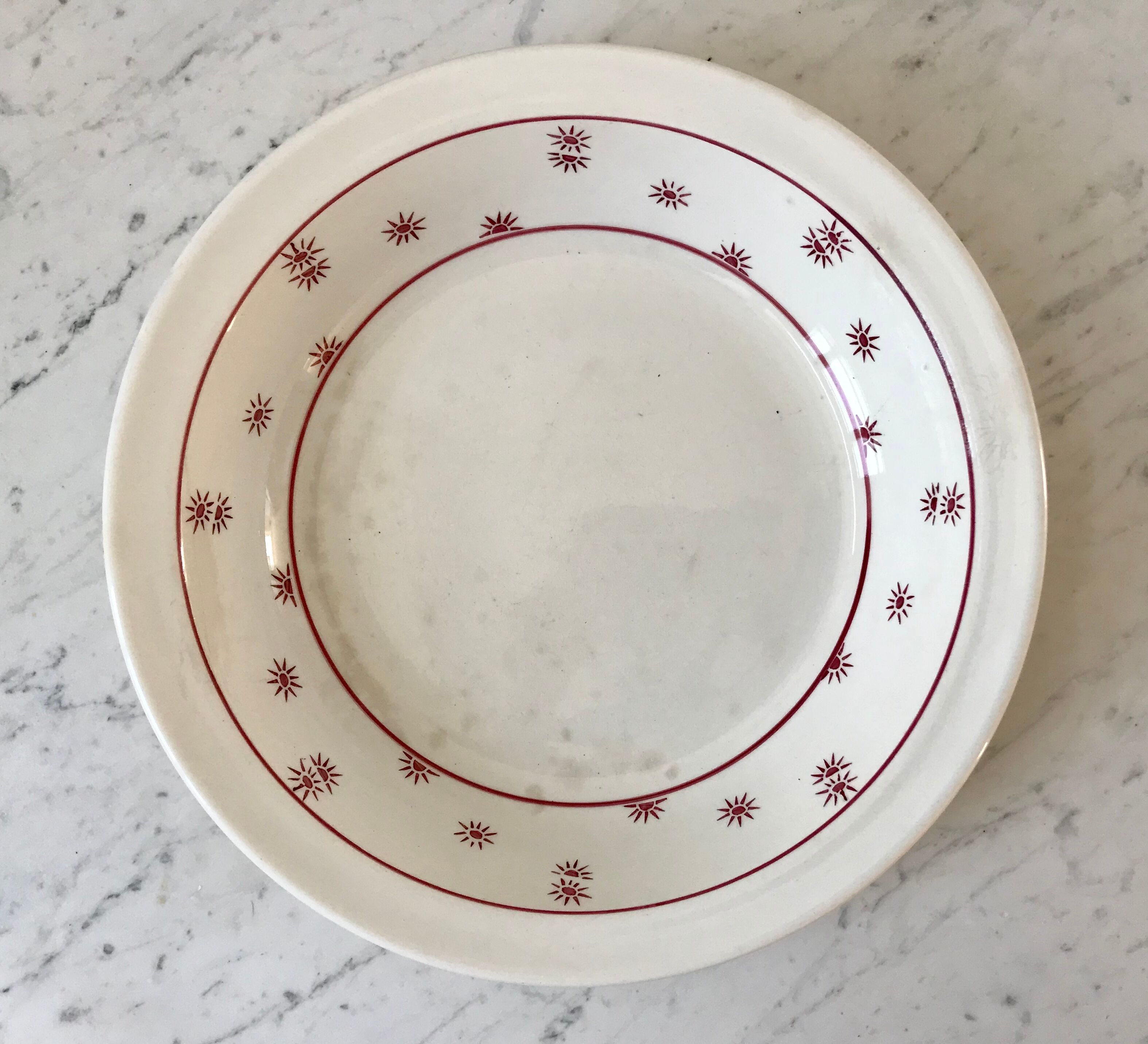 Hollow dish Digoin Sarreguemines model "Andrée" small suns 30s