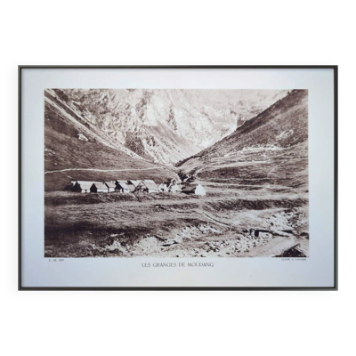 Les granges du Moudang, Hautes-Pyrénées, photo imprimée en 1937