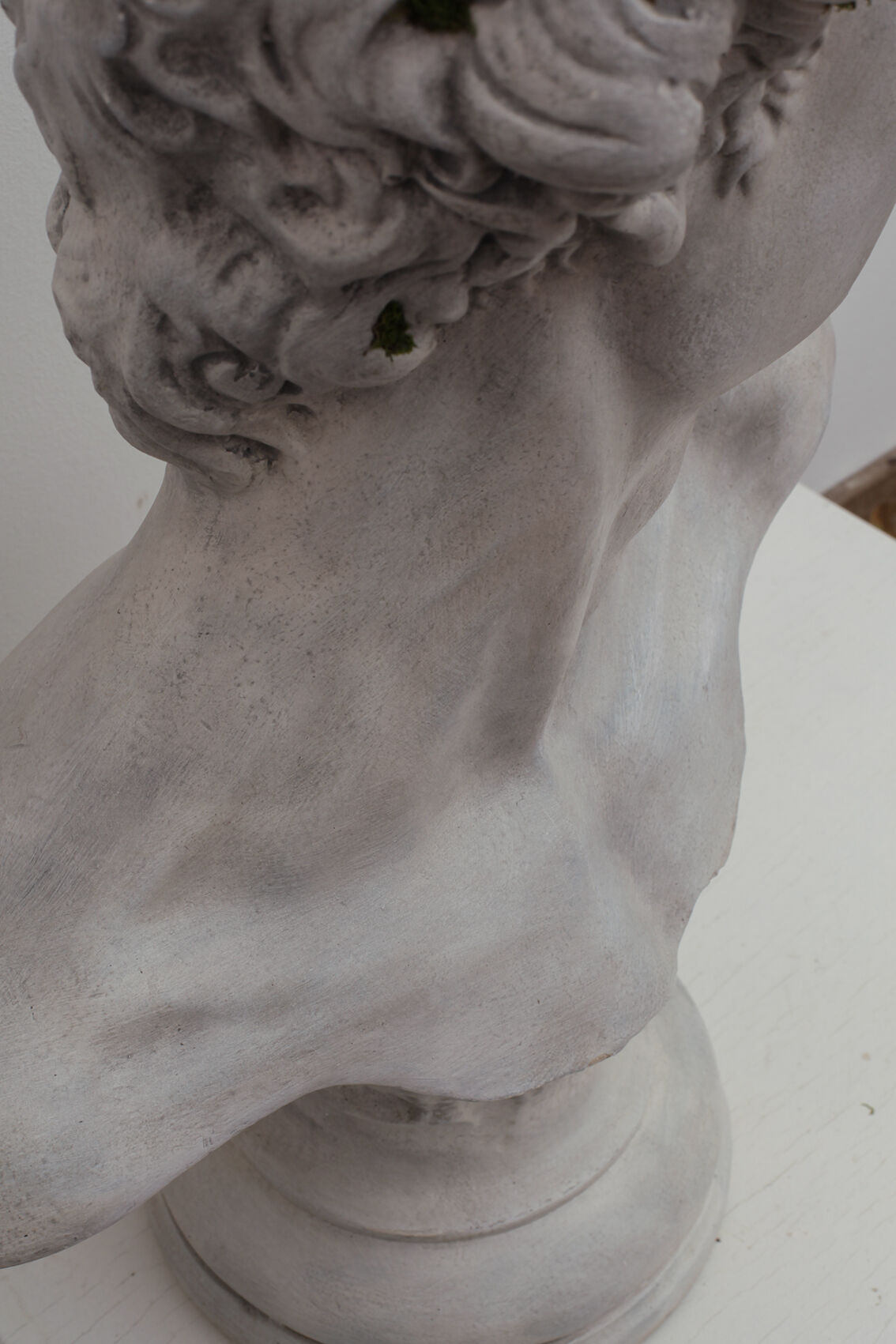 Sculpture bust of David