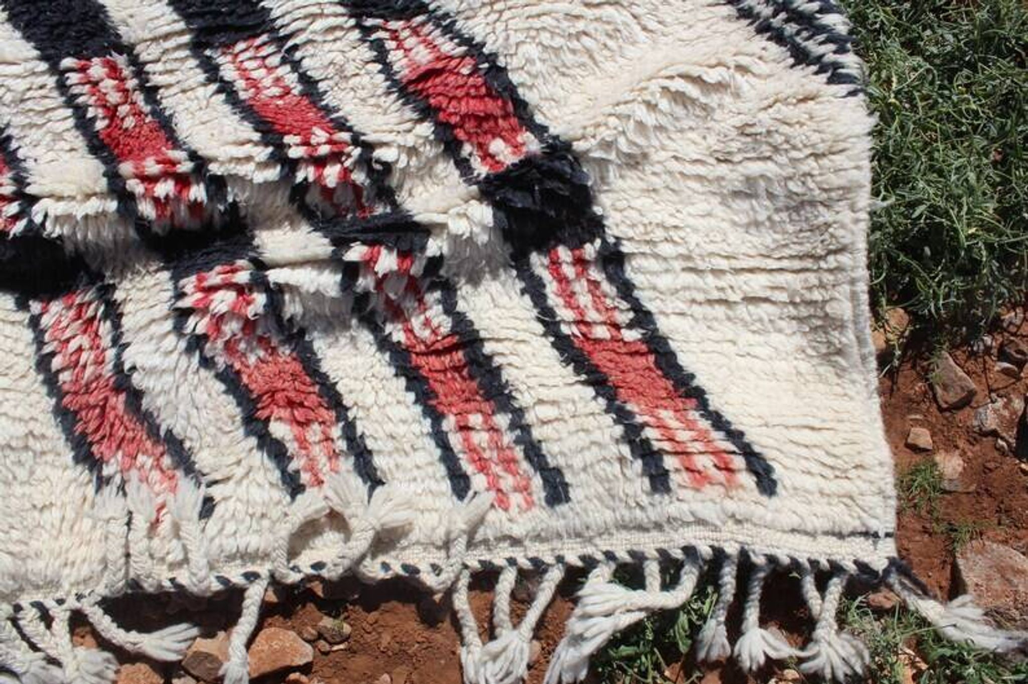 Berber Moroccan rug 250cm x 150cm