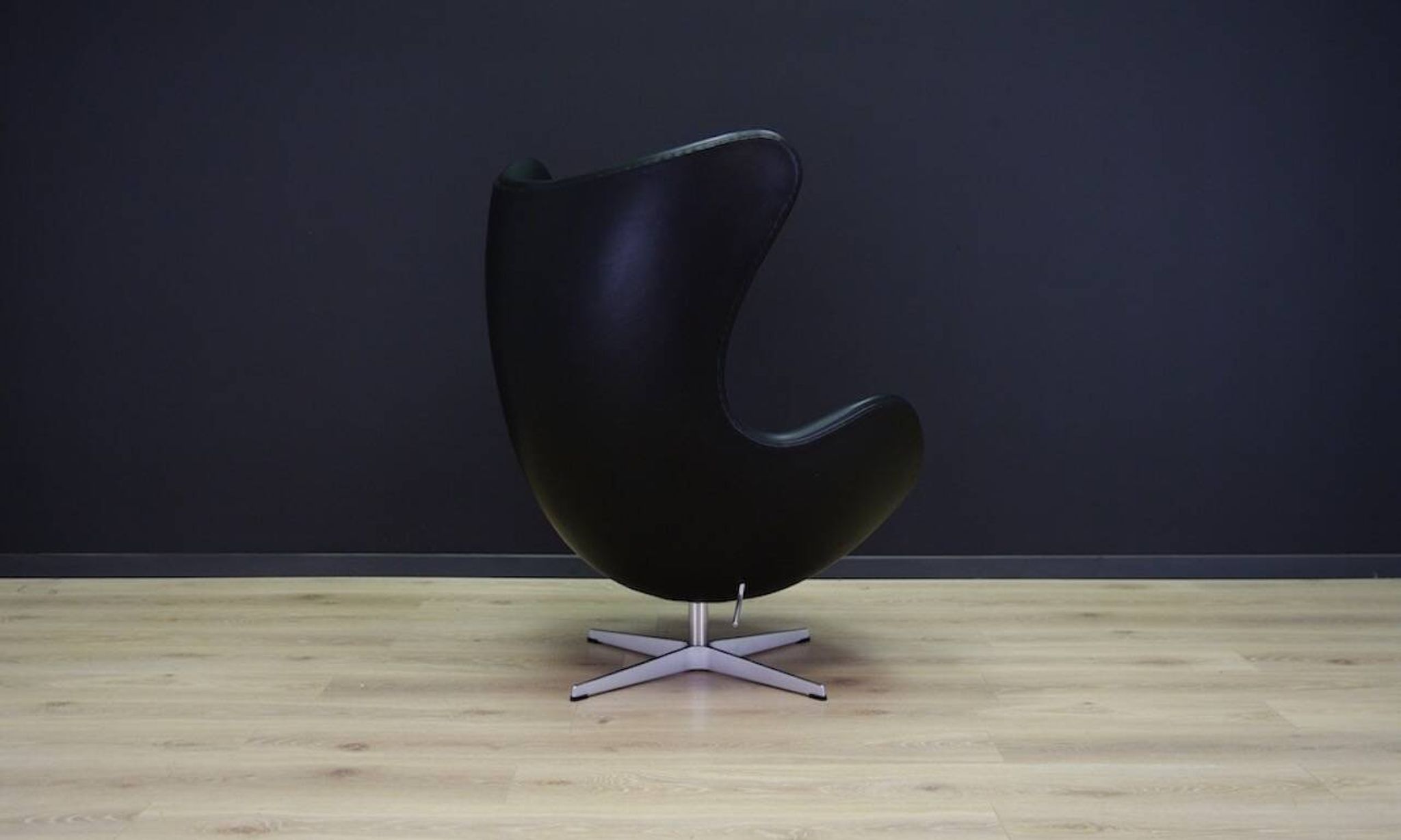 Egg Chair, Danish design, designer: Arne Jacobsen, manufacturer: Fritz Hans