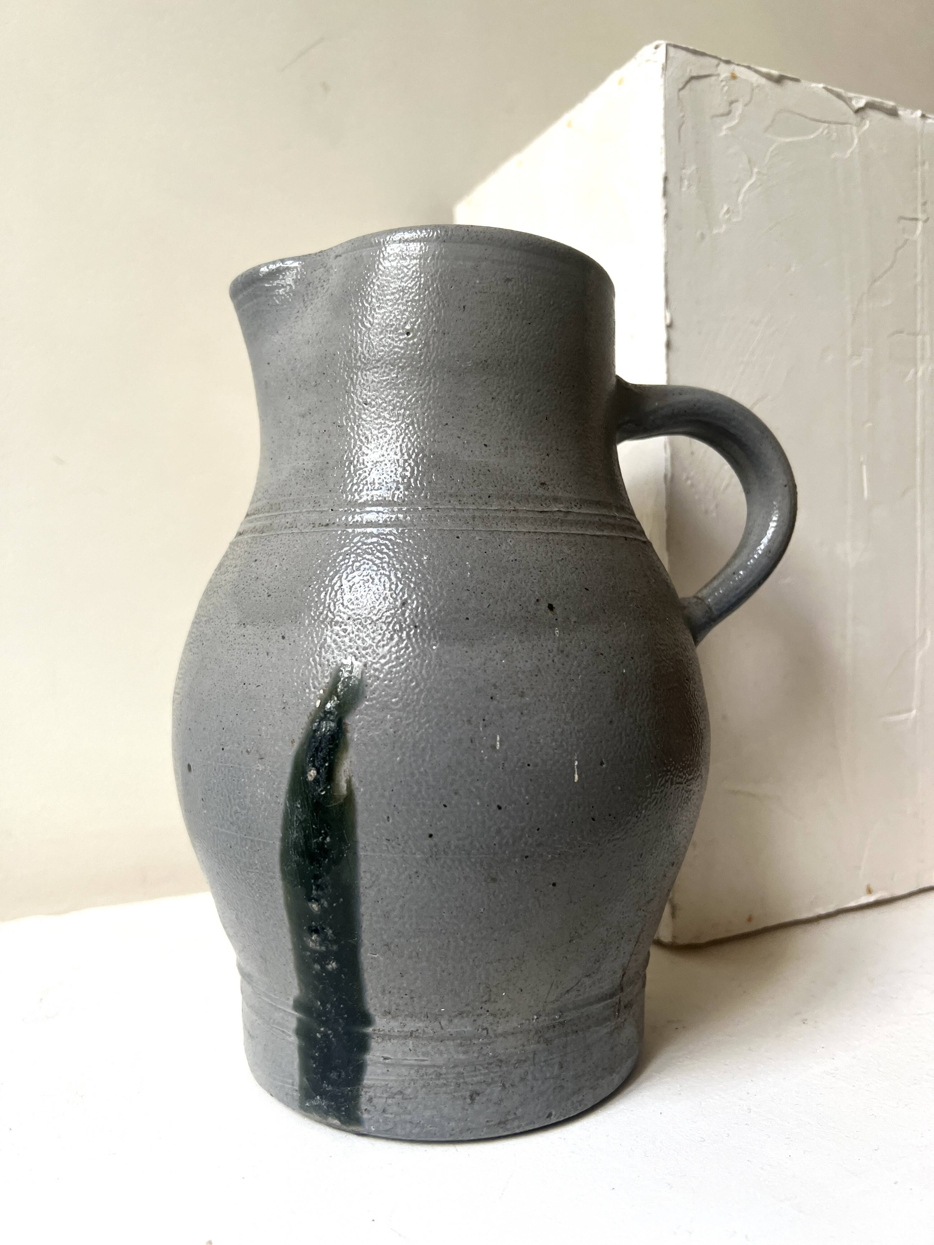 Large ceramic stoneware jug in grey glazed – handcrafted in France around 1970.