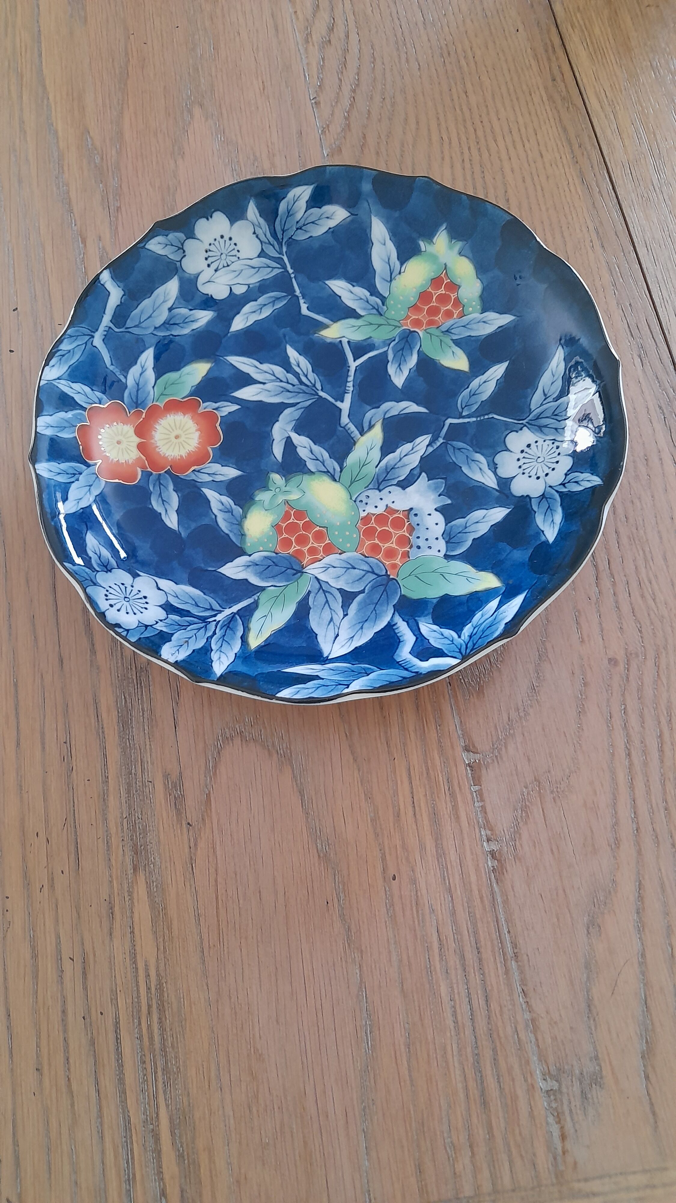 Ancient Chinese porcelain flower plate signed