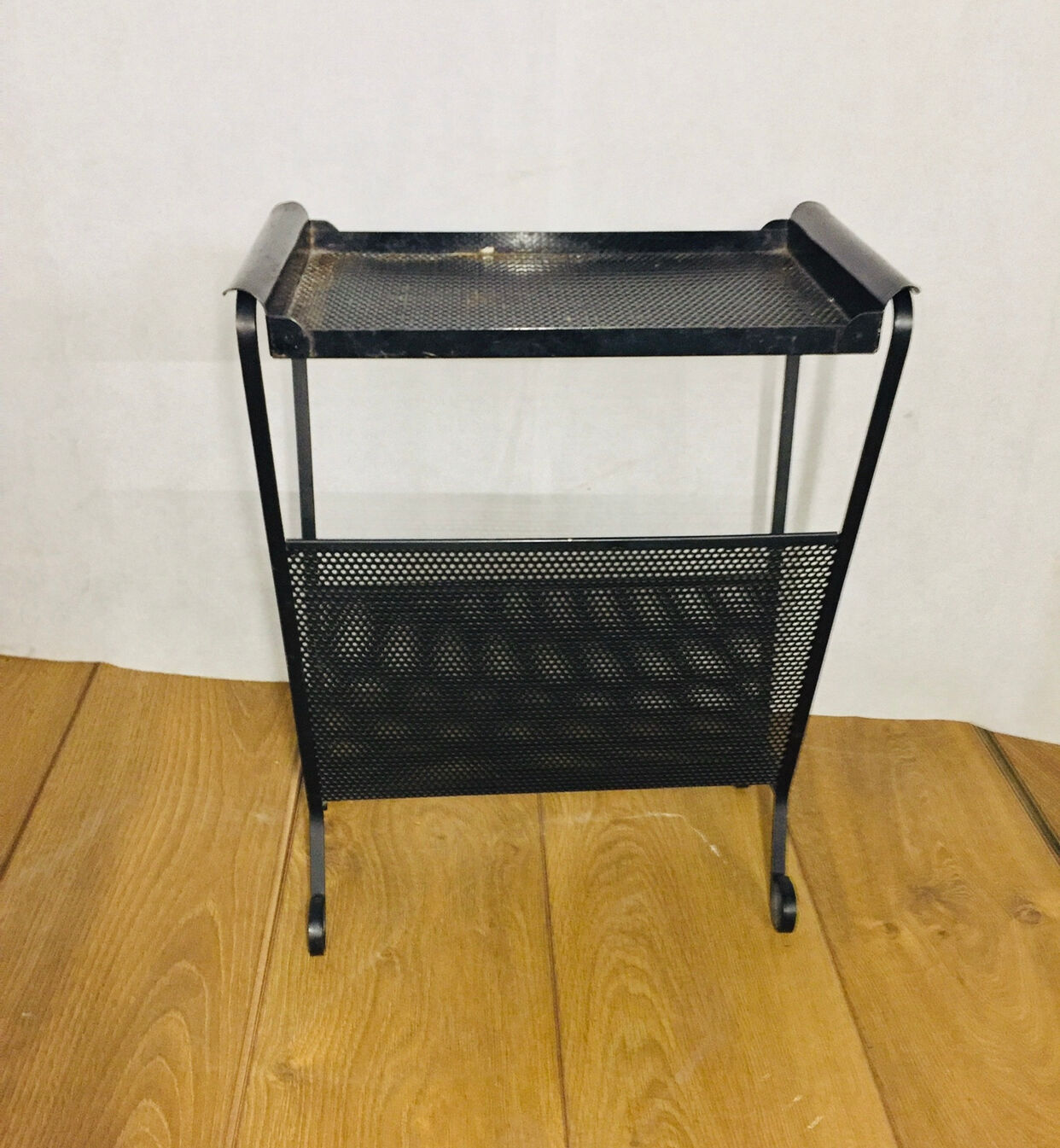 Magazine holder circa 1950/60