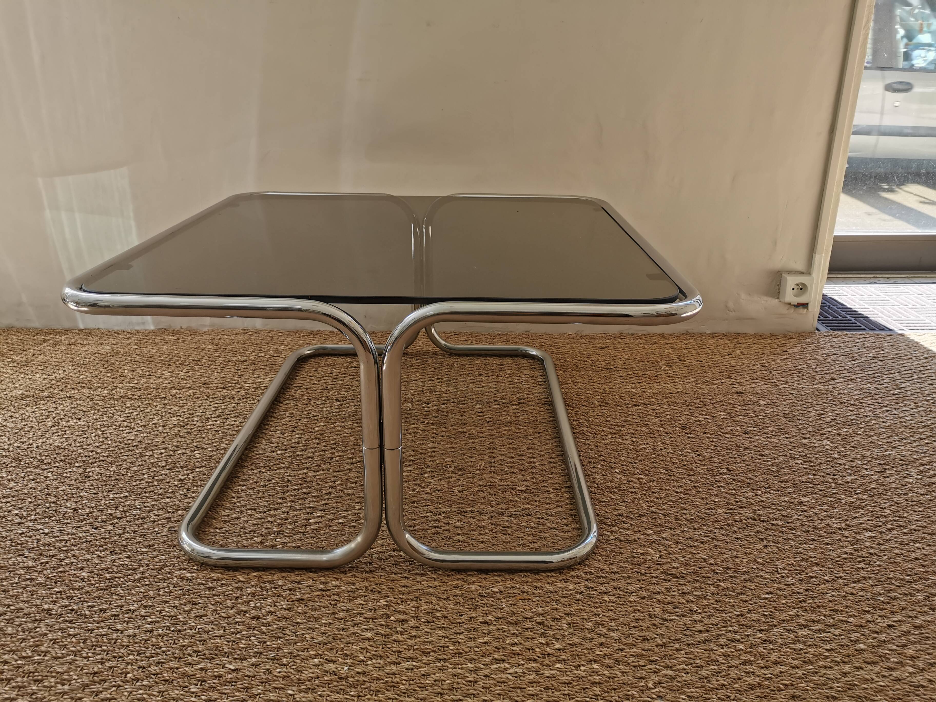 Table basse style bauhaus verre et chrome années 70