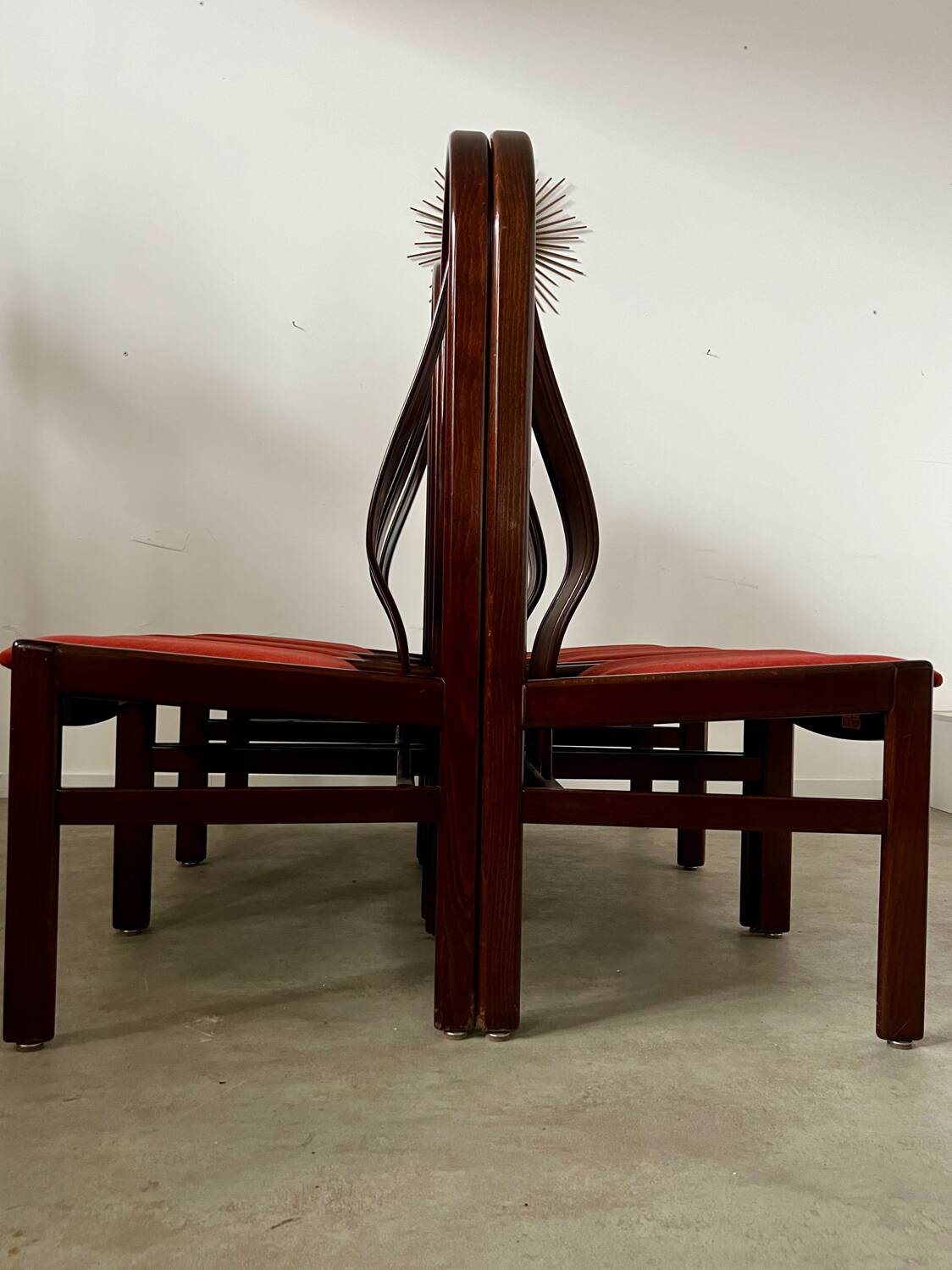 Lot 6 anciennes chaises en bois courbé design italien des années 70 vintage