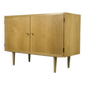 Buffet en chêne du milieu du siècle par Carlo Jensen pour Hundevad & Co., années 1960