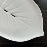 Large porcelain leaf dish
