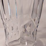 Baccarat crystal vase with chiseled motifs