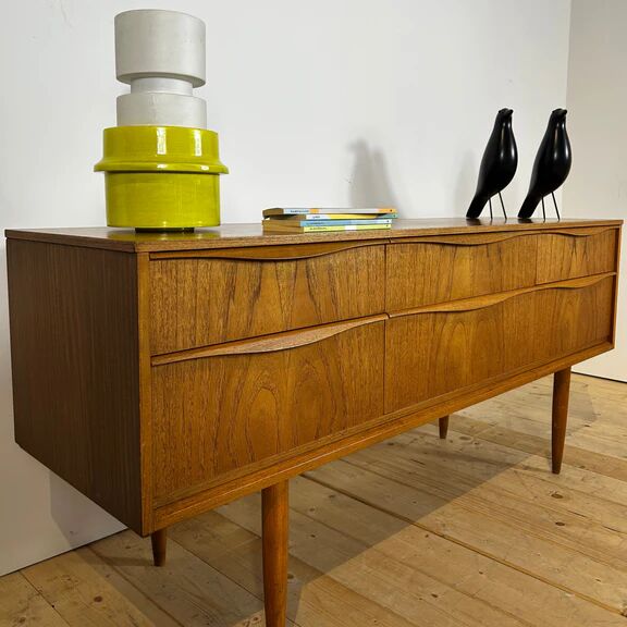 Commode en teck Austinsuite mid-century, années 1960