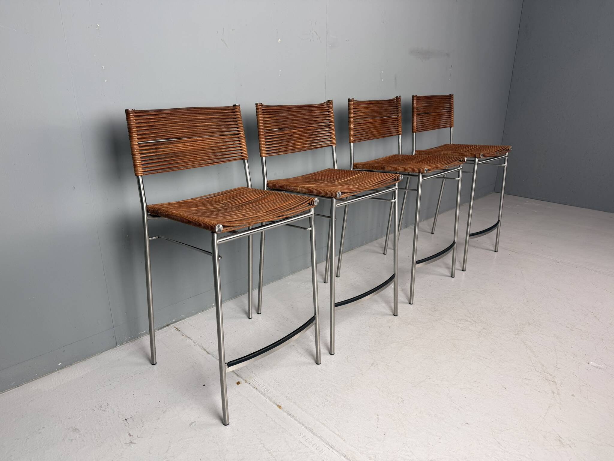 Ensemble de quatre tabourets de bar "Miss B", Tito Agnoli, Italie, 1997