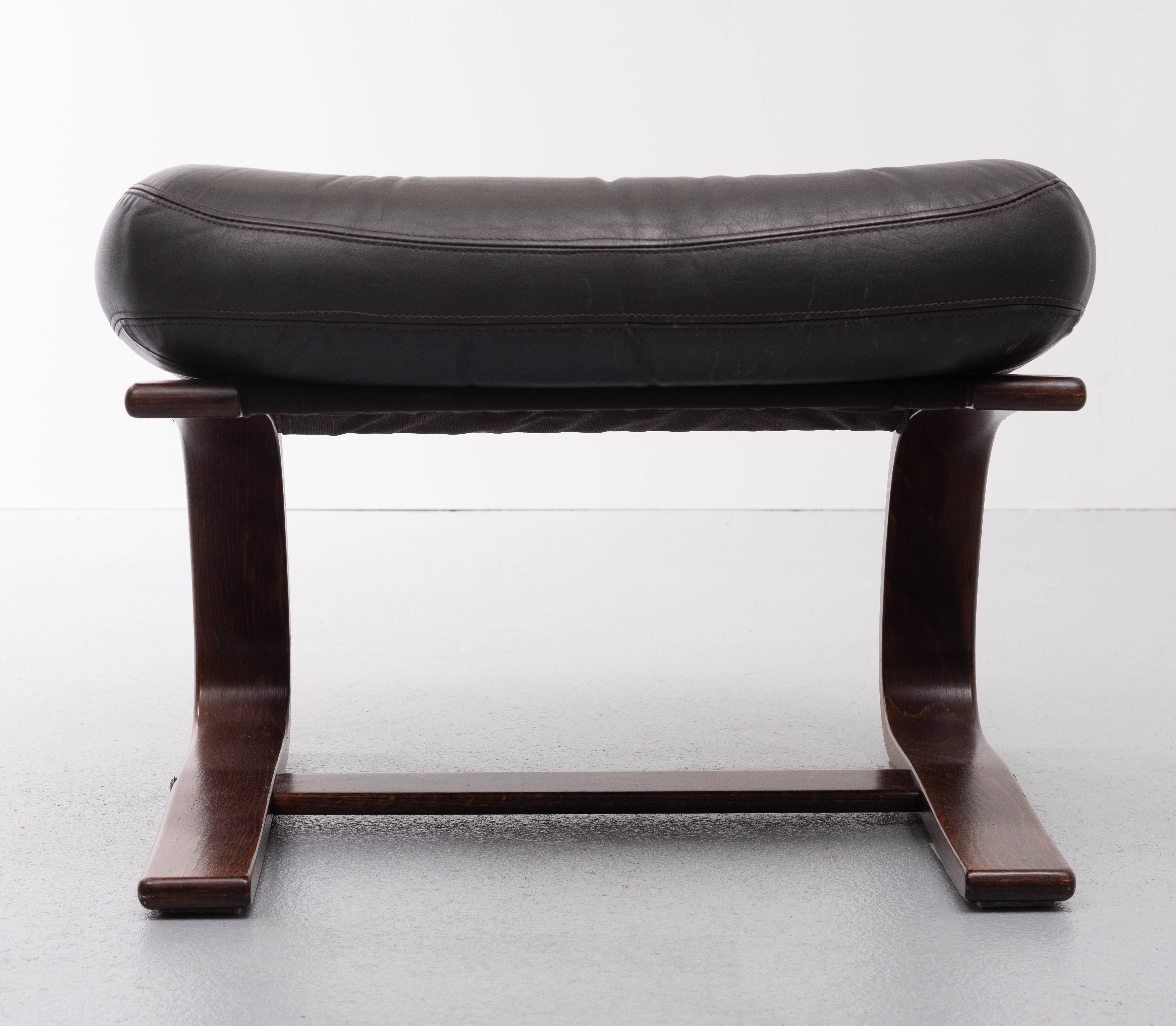 Kengu Leather Ottoman Rykken Norway 1960s