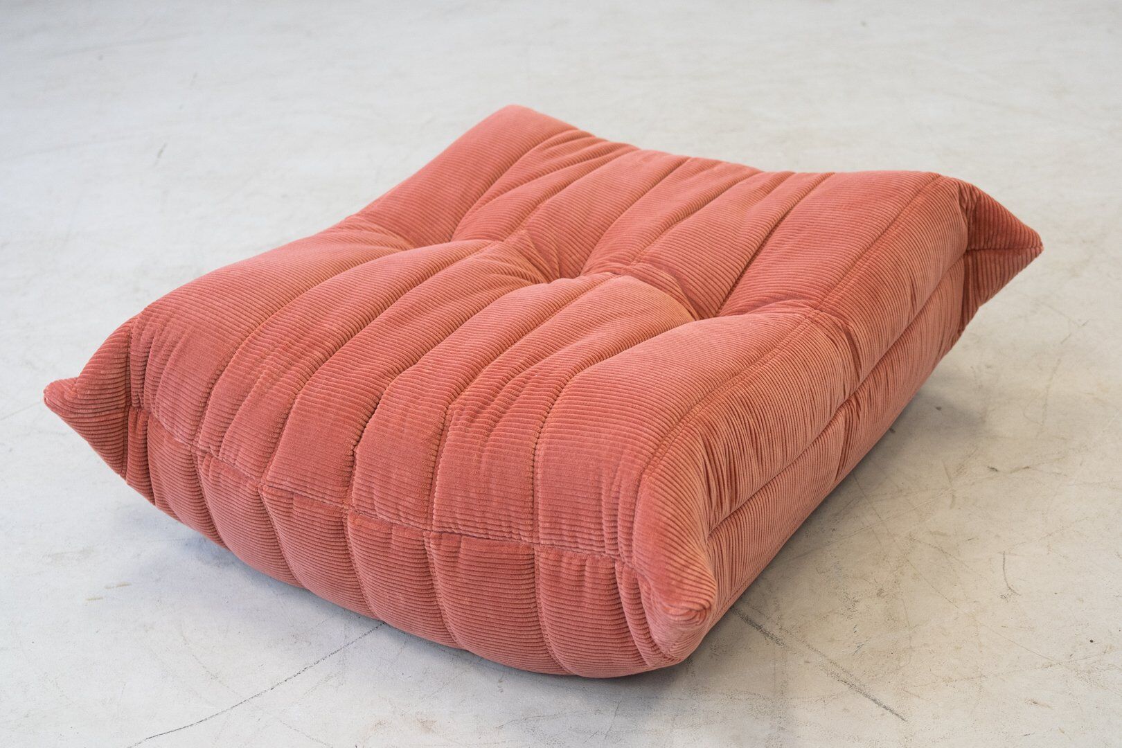 Coral corduroy Togo living room set by Michel Ducaroy for Ligne Roset, 1979, set of 5