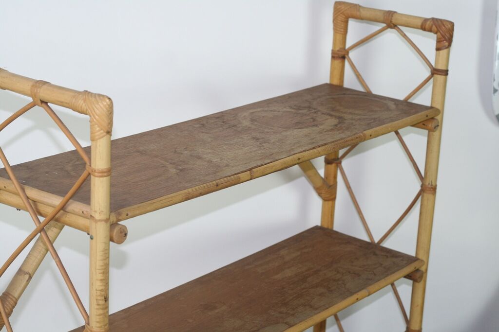 Storage cabinet bookcase shelf in vintage rattan 1970