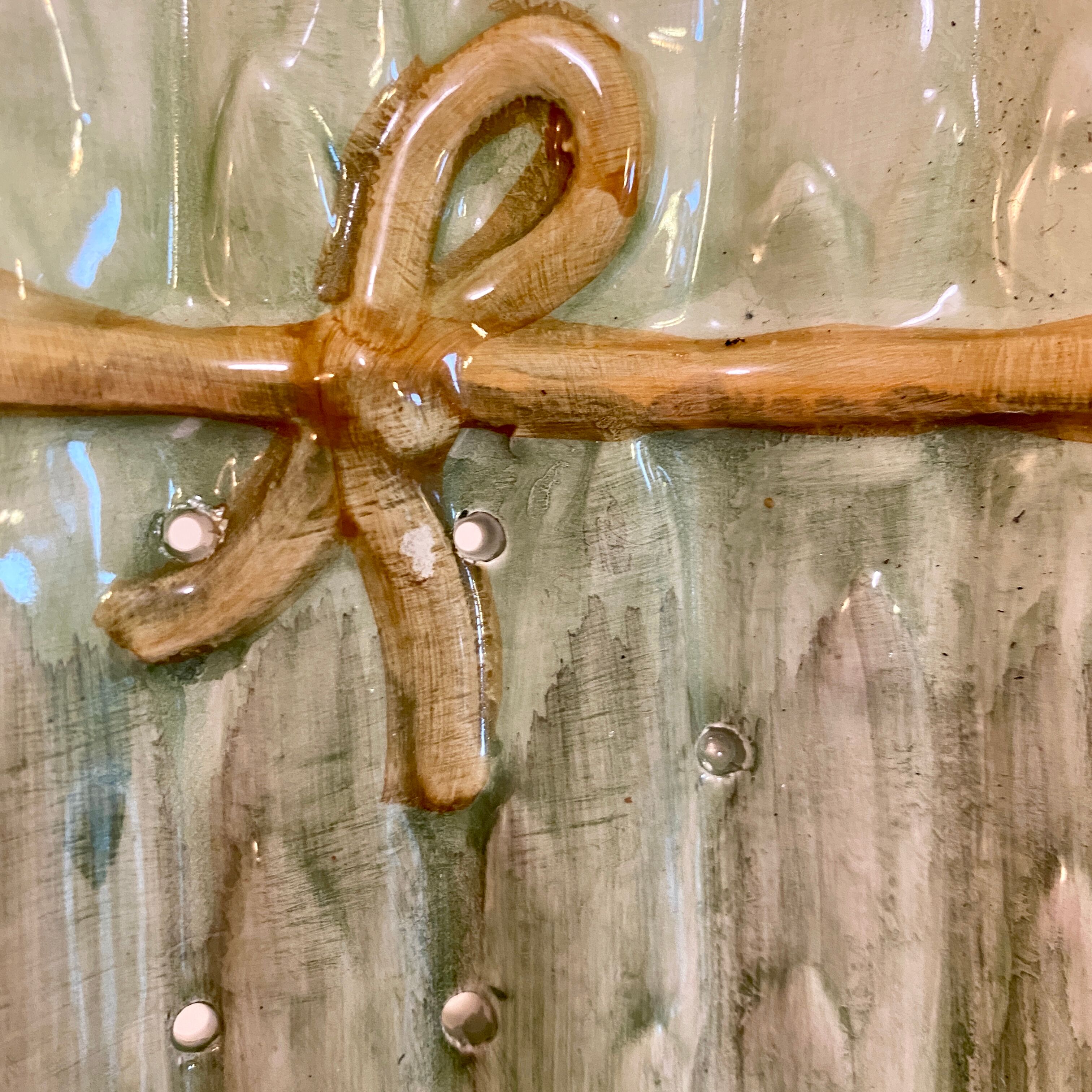 Dish and strainer with vintage slurry