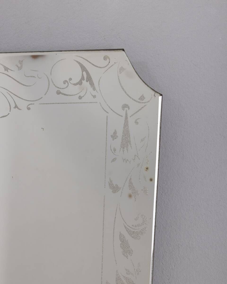 Vintage 1940s Italian design wall mirror with decorated glass
