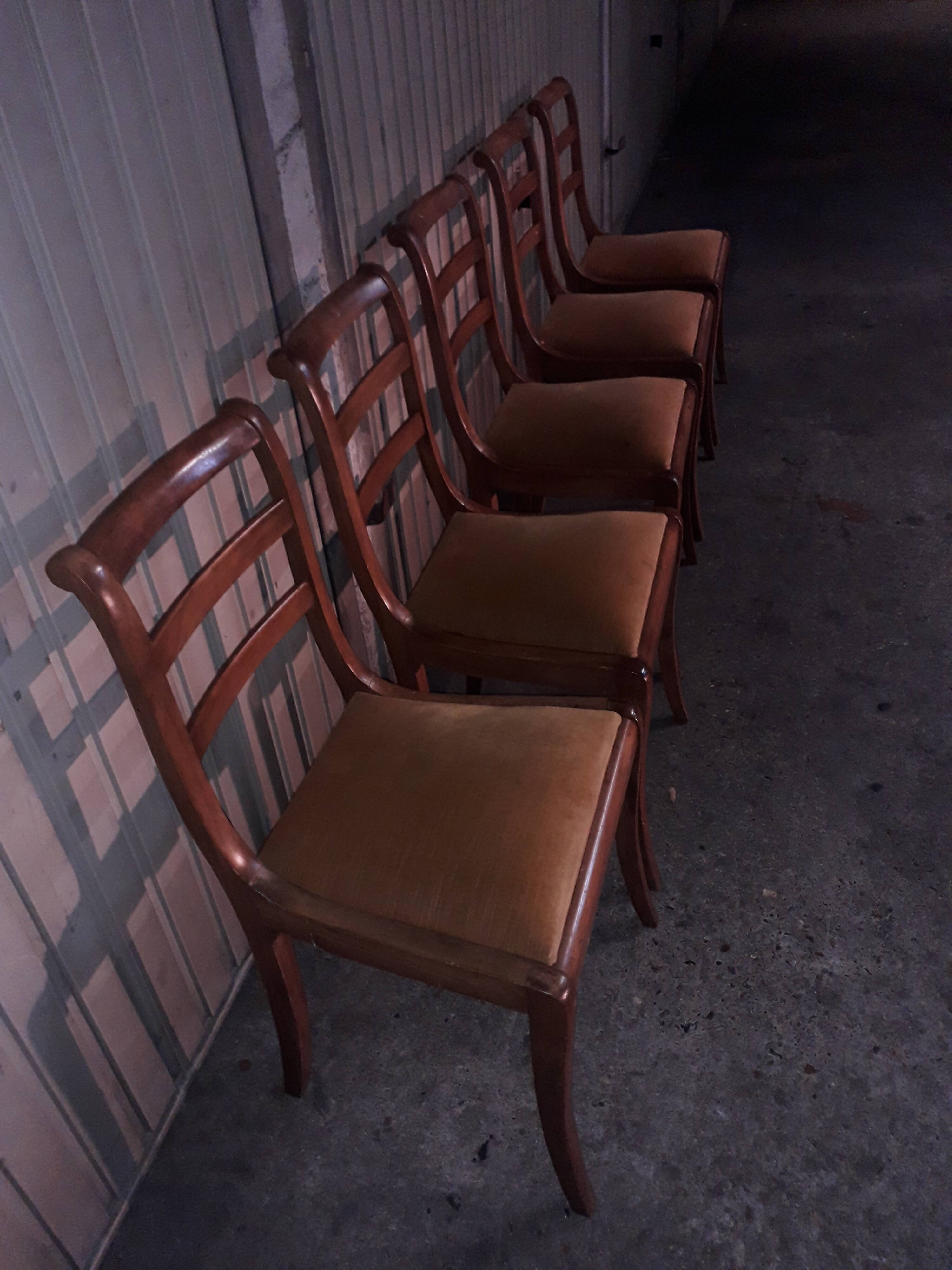 Série de 5 chaises à galette