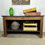 Small trading counter
