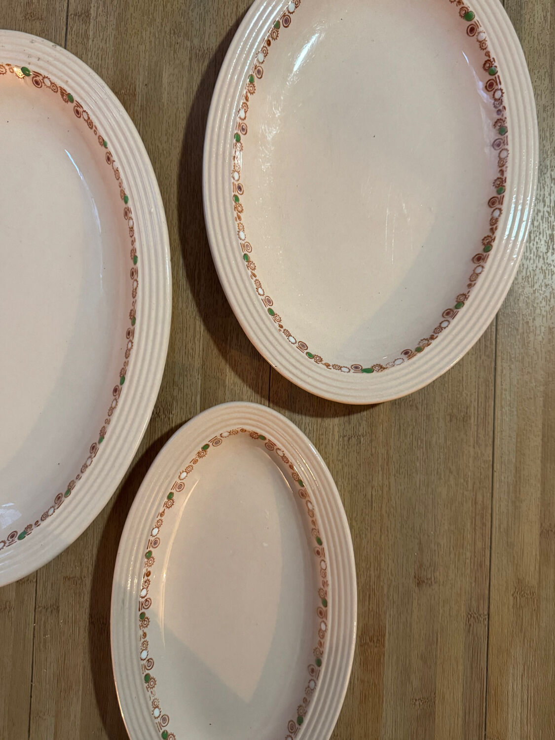 Trio de plats ovales Longwy – modèle Betty.