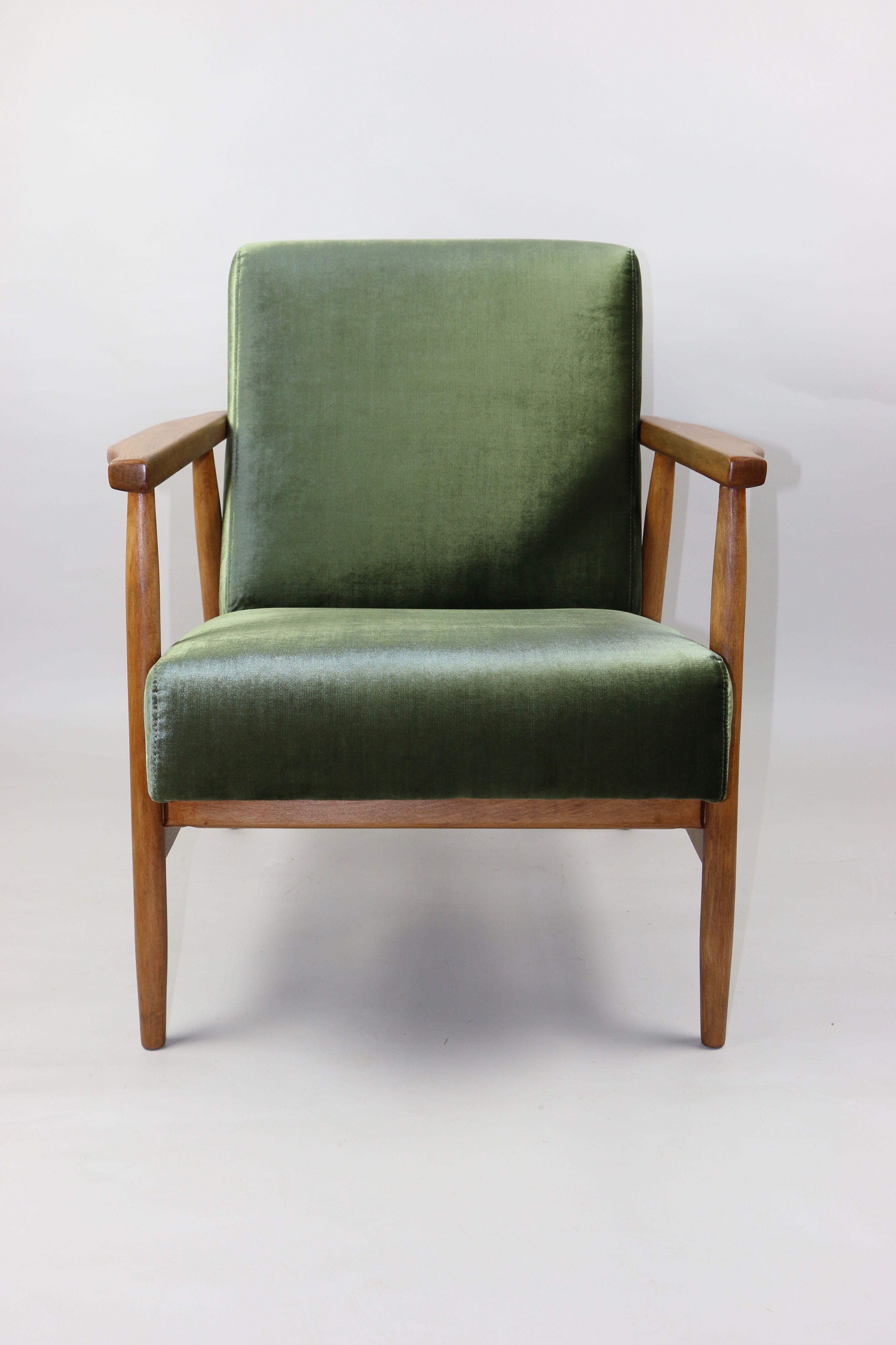 Vintage green velvet armchair, 1970