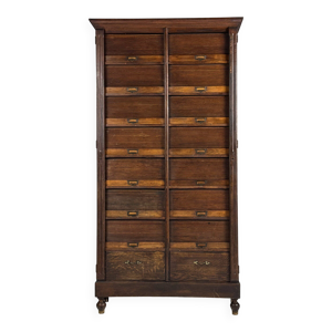 Cabinet d'archive ancien - rouleau