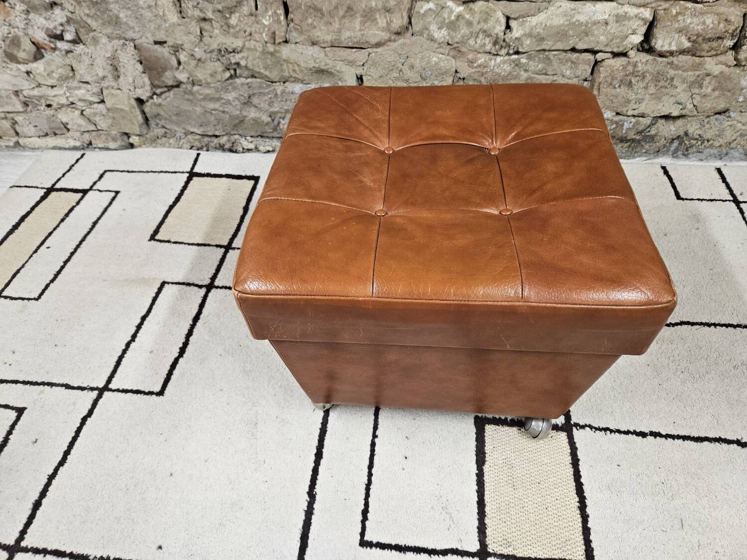 Ottoman chest pouf 1960 leather on vintage casters