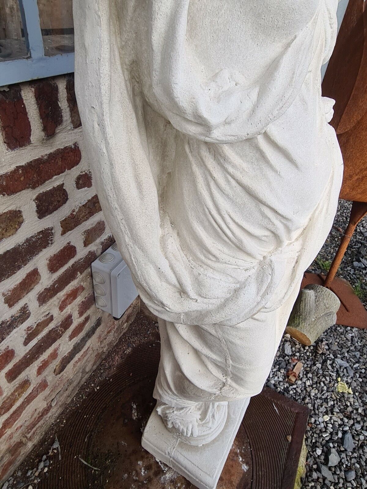 Statue cariatide en pierre reconstituée