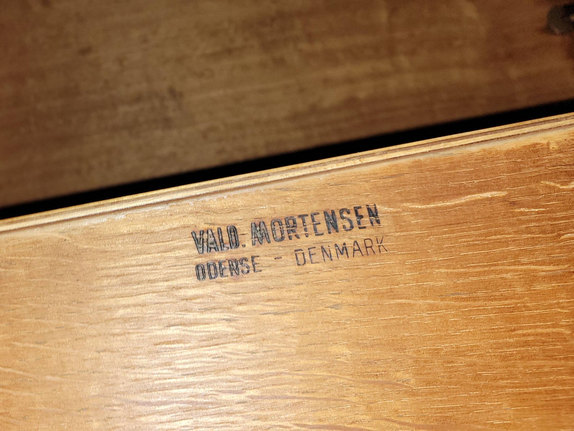 Teak desk, Danish design, 1960s, designer: Vald Mortensen, production: Oden